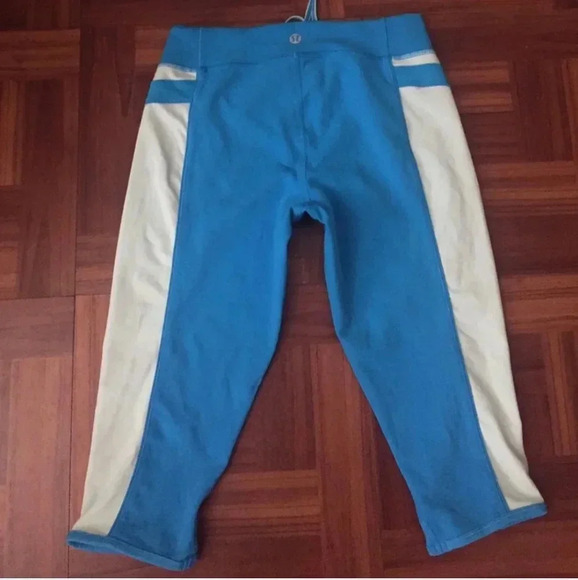 Lululemon athletica cropped leggings size2 - Picture 4 of 4